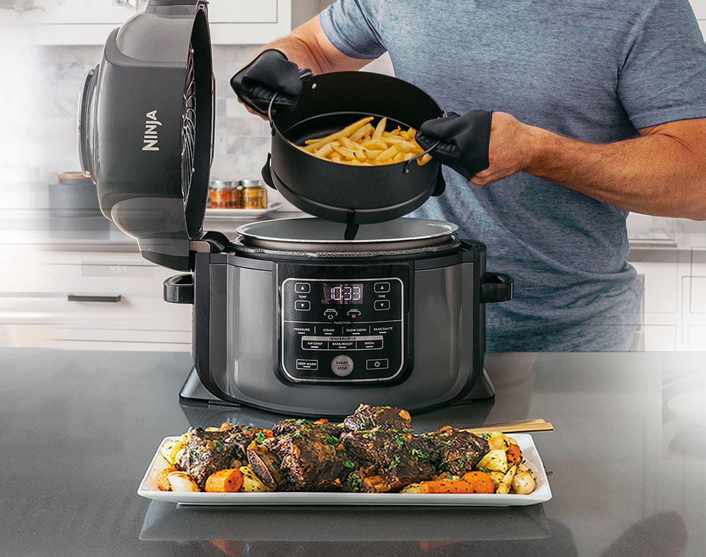 Ninja Foodi Multi Cooker OP300 - The Pressure Cooker that Crisps! 
